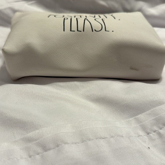 Rae Dunn Cosmetic Bag - Picture 5 of 5